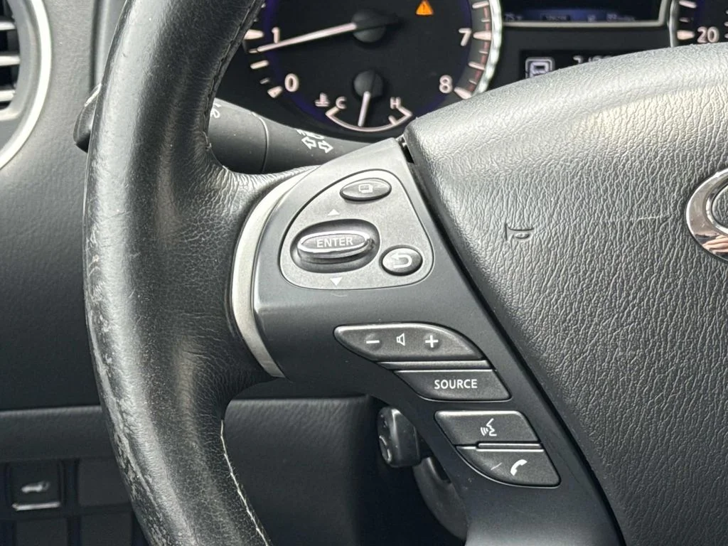 Used 2019 Black INFINITI PURE image 15
