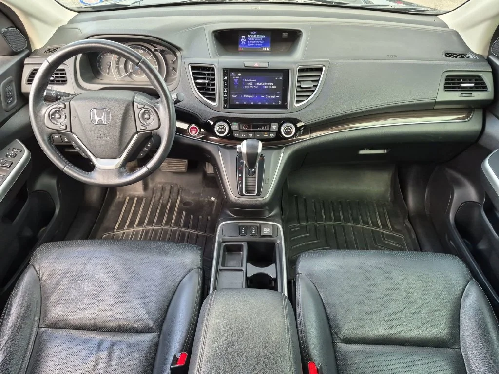 Used 2016 Black Honda Touring image 30