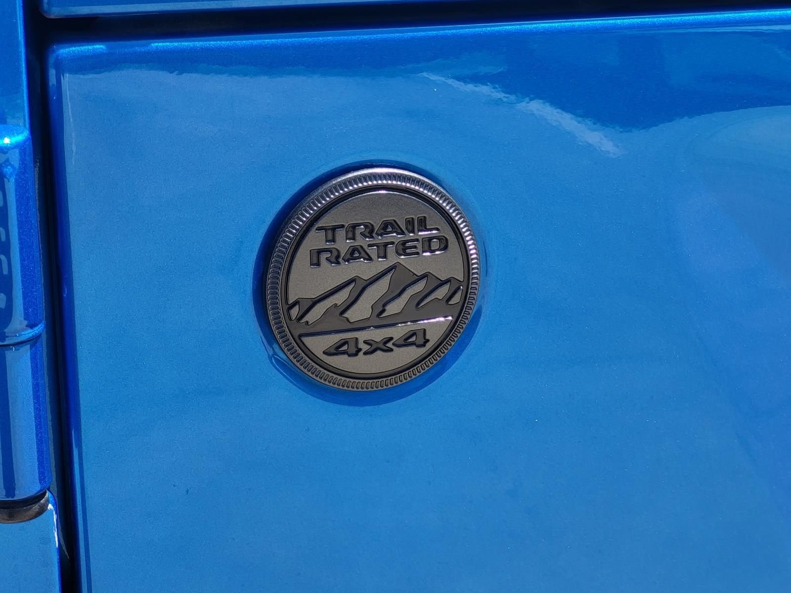 Used 2024 Hydro Blue Pearl Coat Jeep Sport S image 6