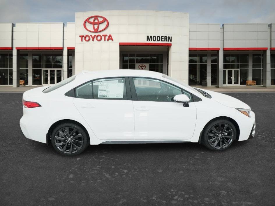 New 2026 Ice Cap Toyota SE image 20