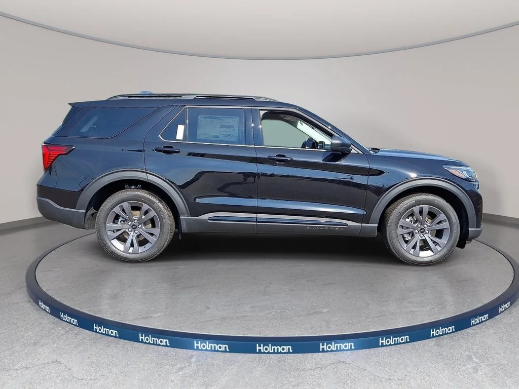 New 2026 Agate Black Metallic Ford Active image 3
