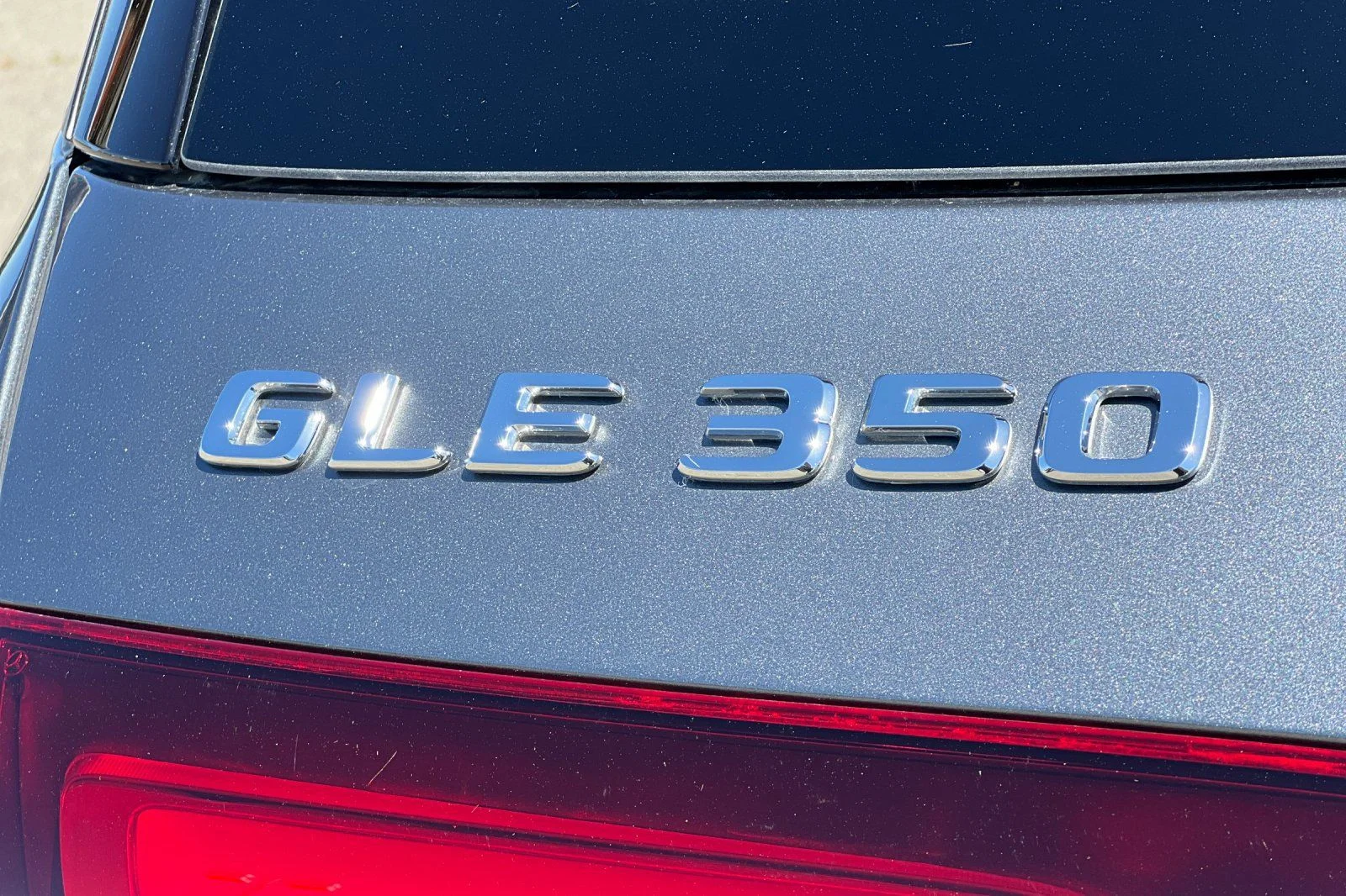 Used 2025 Gray Mercedes-Benz GLE 350 image 12
