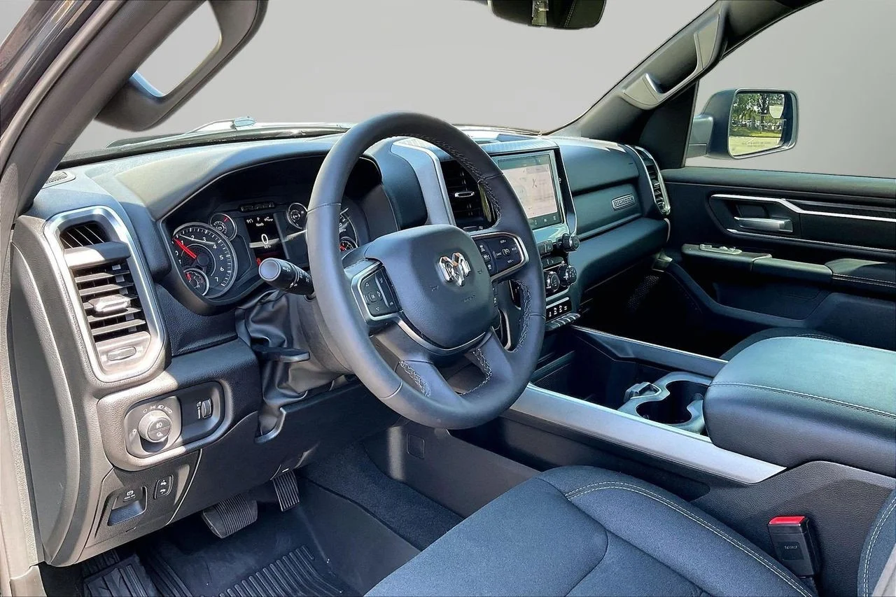 Used 2025 Blue Ram Big Horn/Lone Star image 18