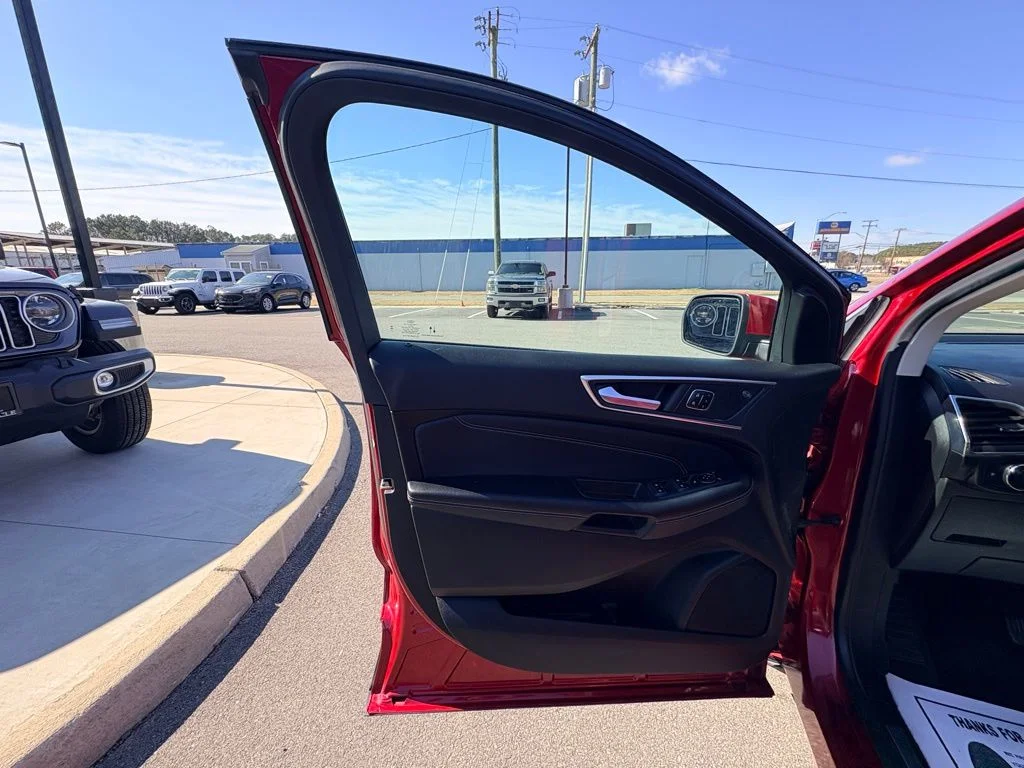 Used 2024 Red Ford Titanium image 18
