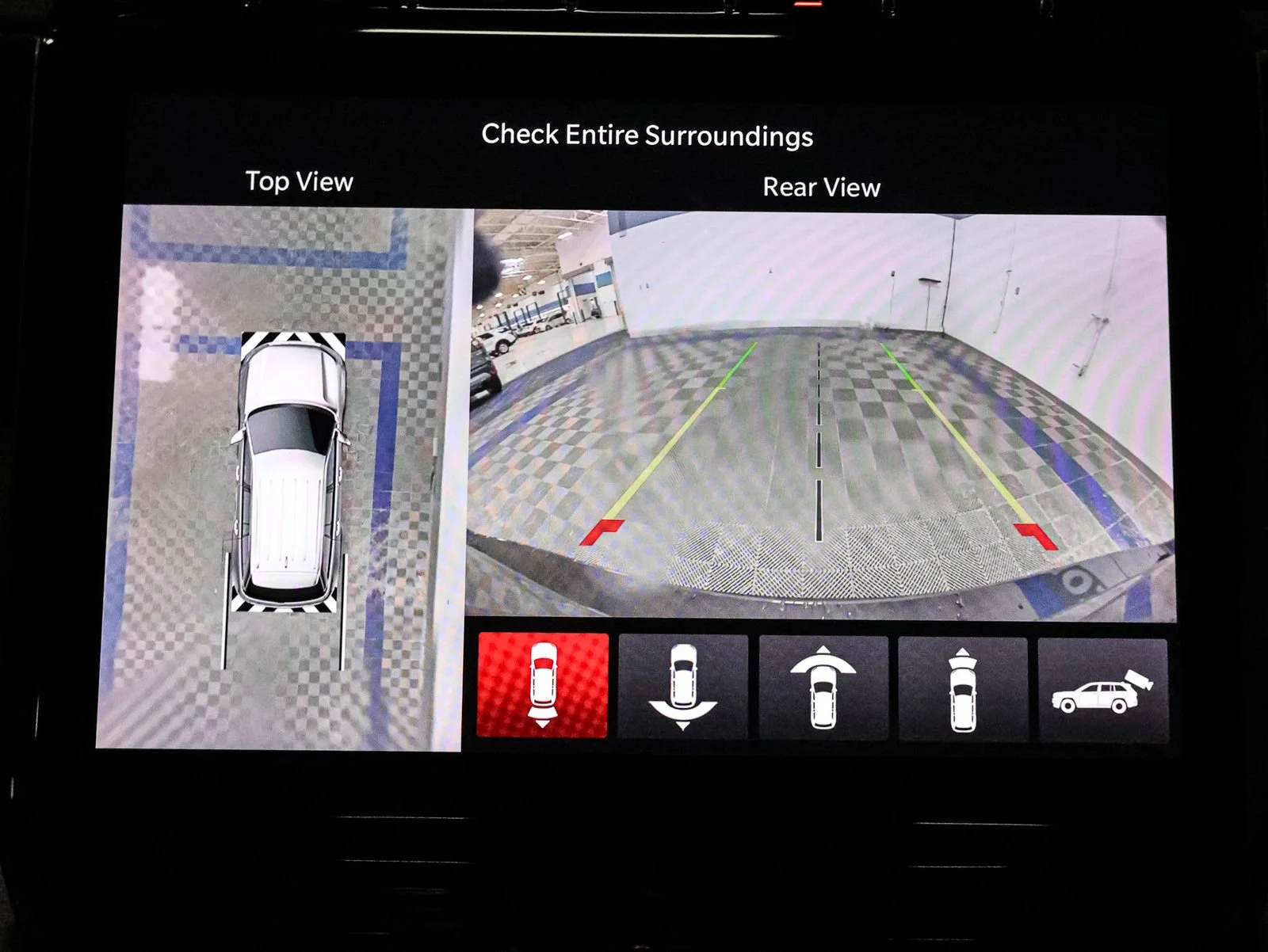 Used 2023 Gray Jeep Limited 4x4 image 43