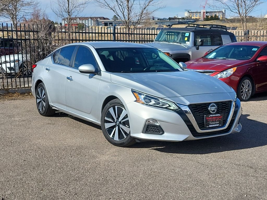 2022 Nissan Altima SV