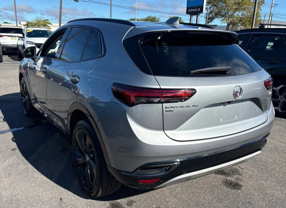 Used 2023 Gray Buick Essence image 6