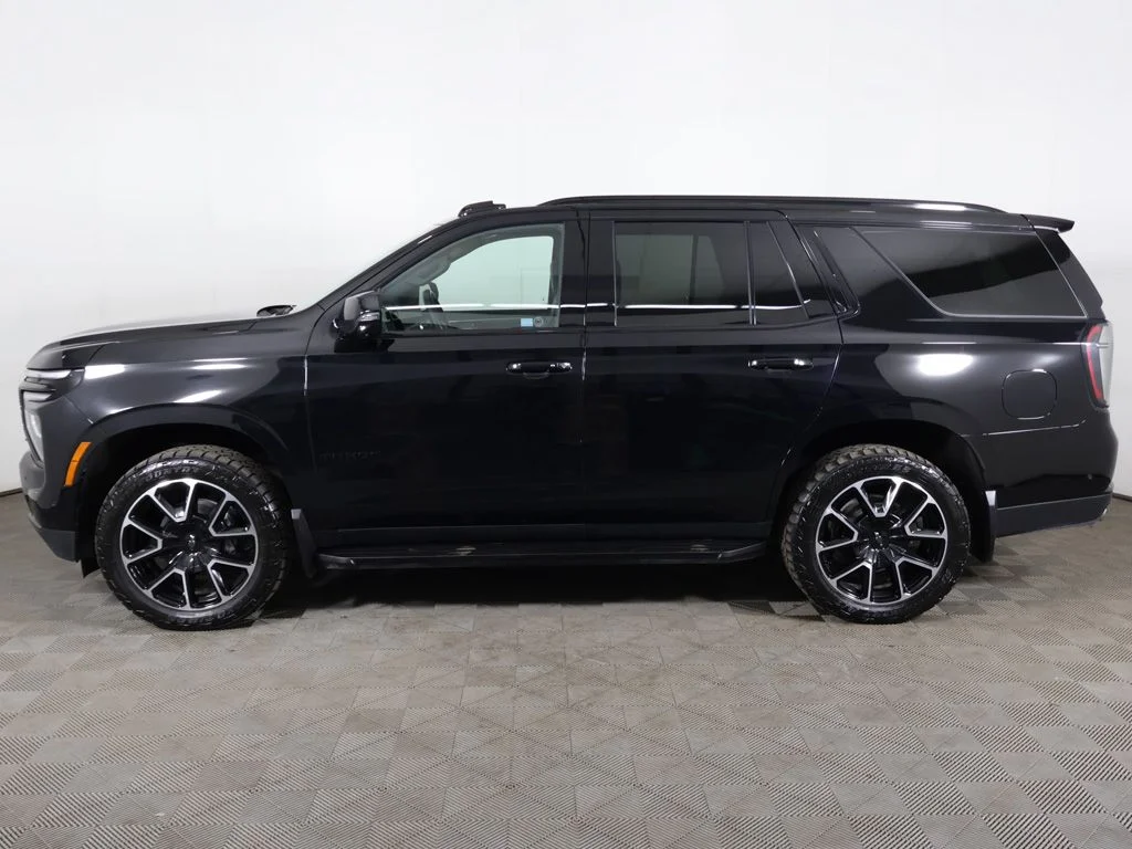 Used 2025 Black Chevrolet RST image 22