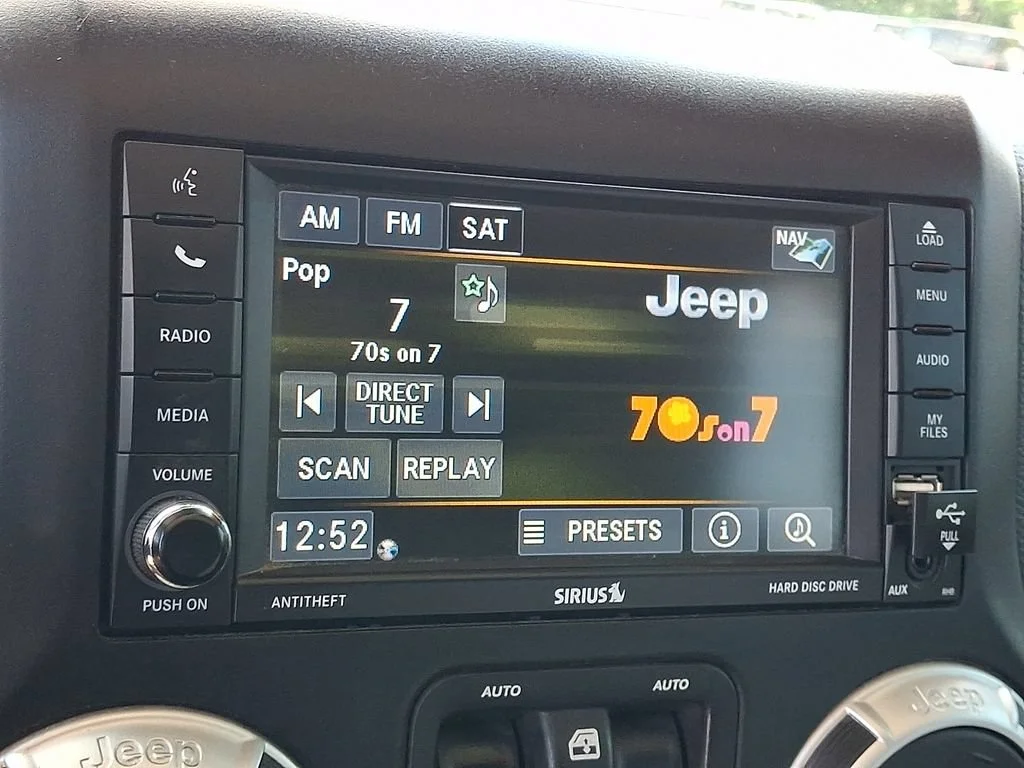 Used 2018 Bright White Clearcoat Jeep Sahara image 25