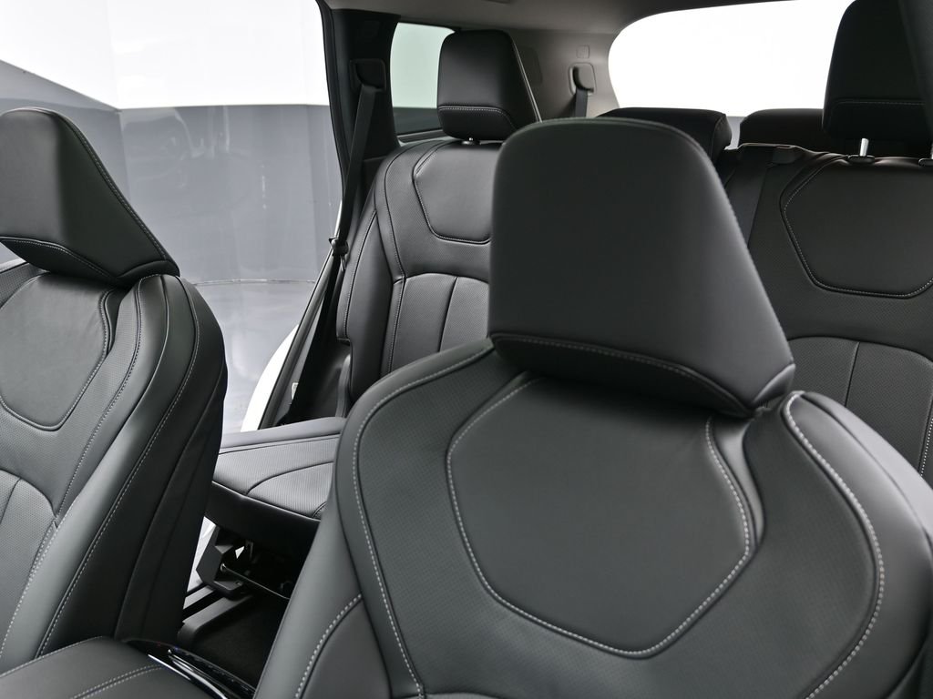 2025 INFINITI QX60 LUXE - Photo 19