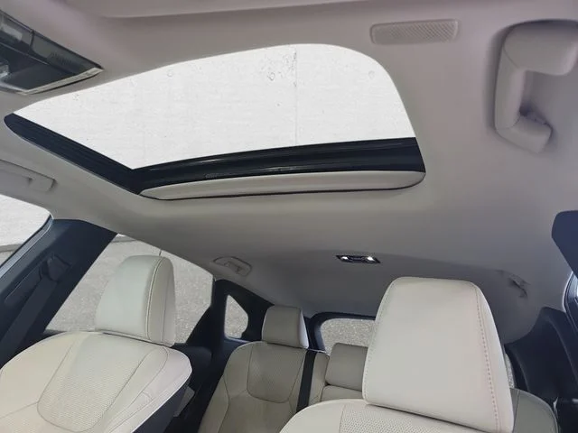New 2026 Eminent White Pearl Lexus PREMIUM PLUS image 27