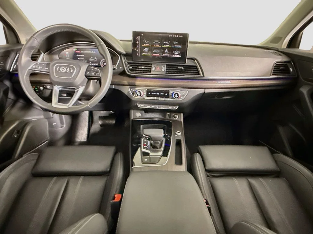 Used 2023 Florett Silver Metallic Audi 45 S line Prestige image 9
