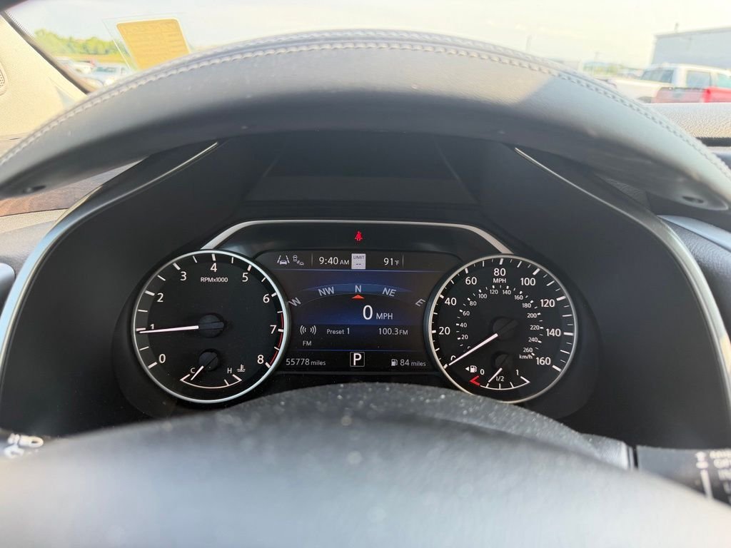 Used 2020 Gray Nissan Platinum image 19