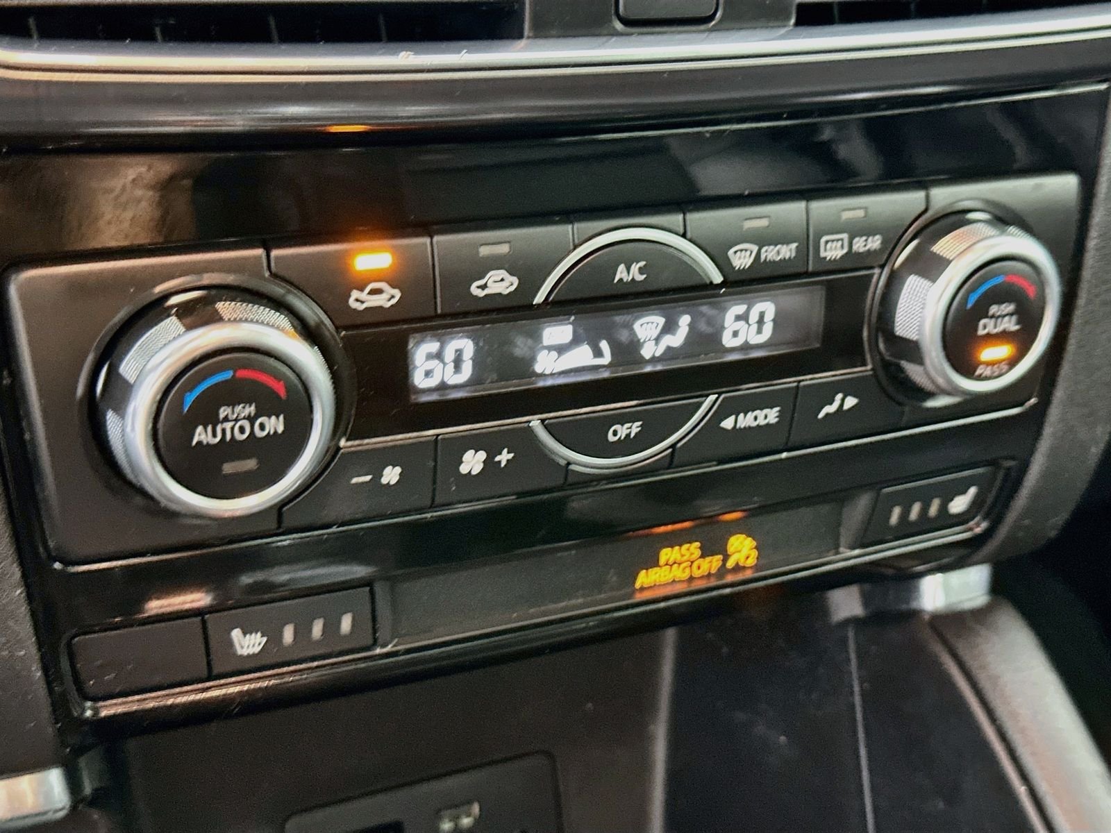 Used 2016 Blue Reflex Mica Mazda Grand Touring image 16