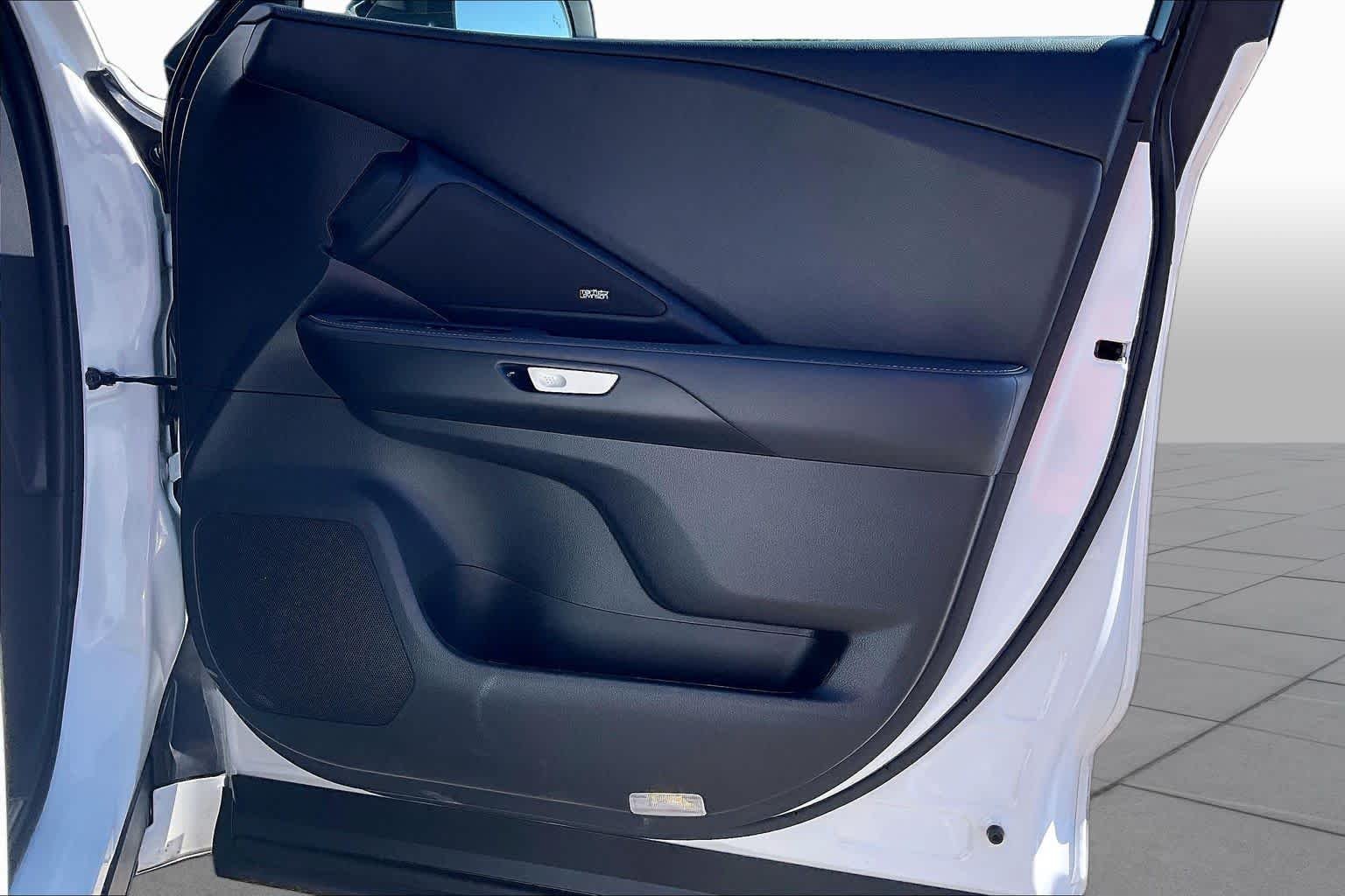Certified Used 2025 Wind Chill Pearl Lexus F SPORT Premium image 21