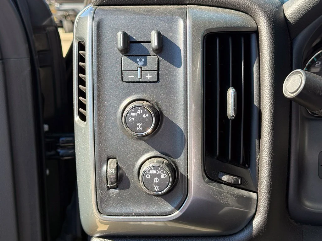 Used 2016 Black Chevrolet LT image 19