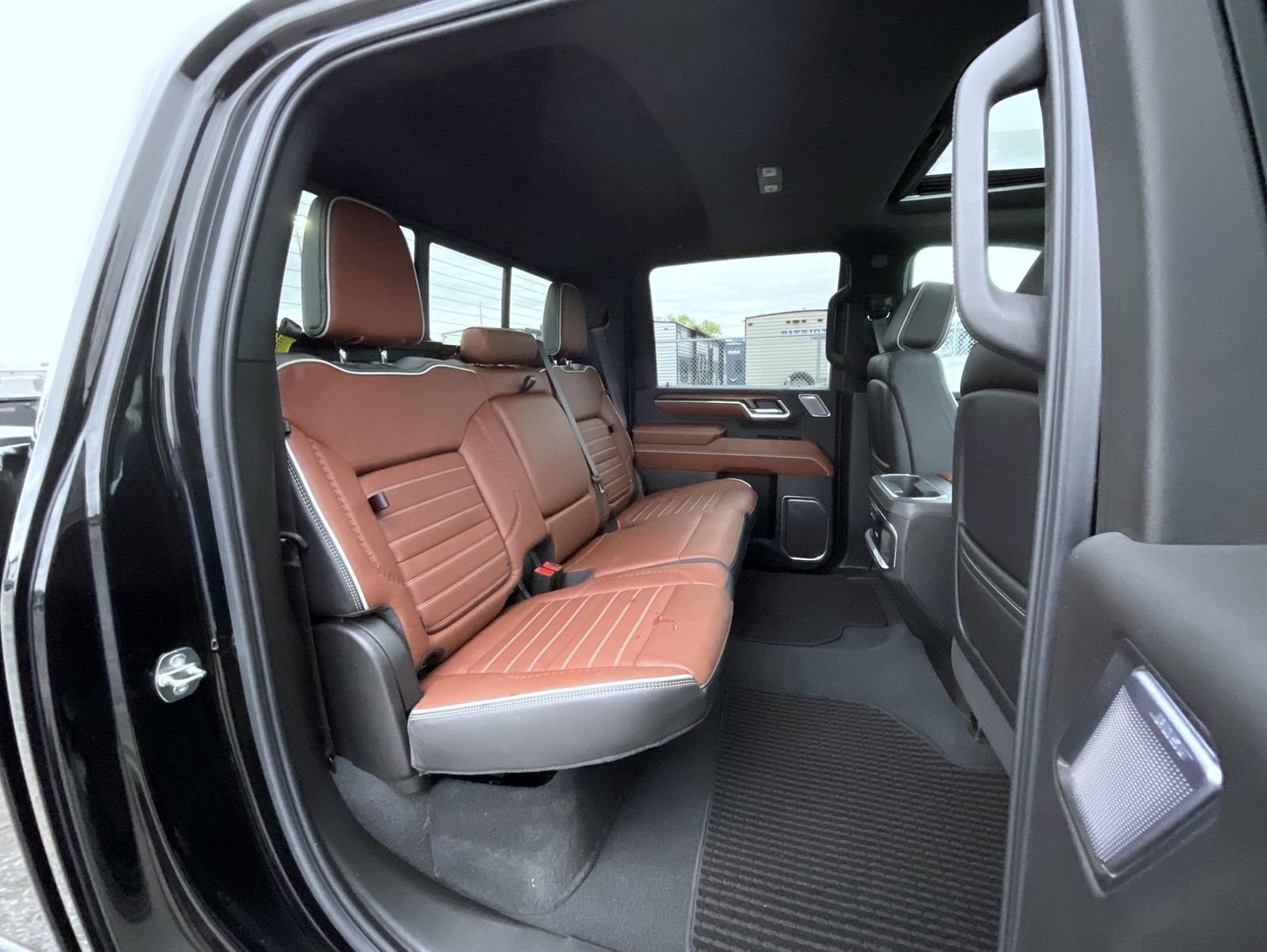 2024 GMC Sierra 2500HD Denali Ultimate - Photo 18