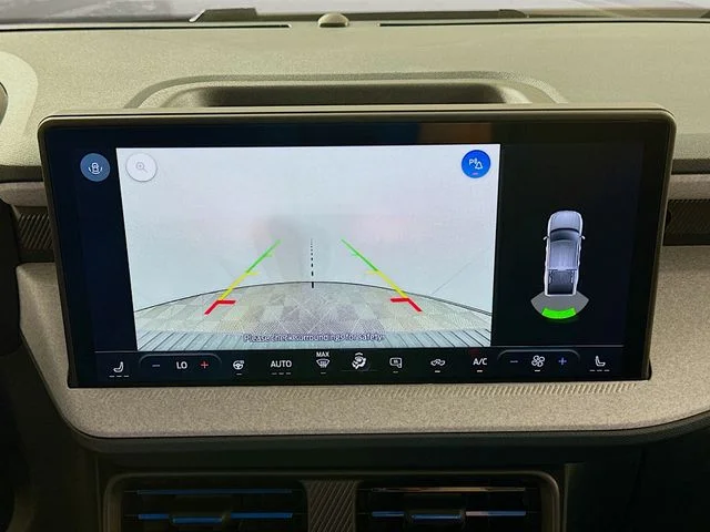 New 2025 Gray Ford XLT image 17