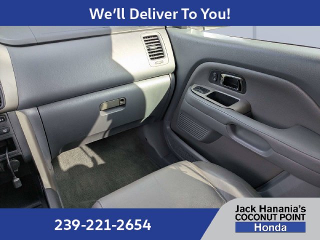 Used 2008 Silver Honda EX image 19
