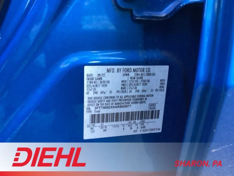 Used 2022 Blue Metallic Ford XL image 9