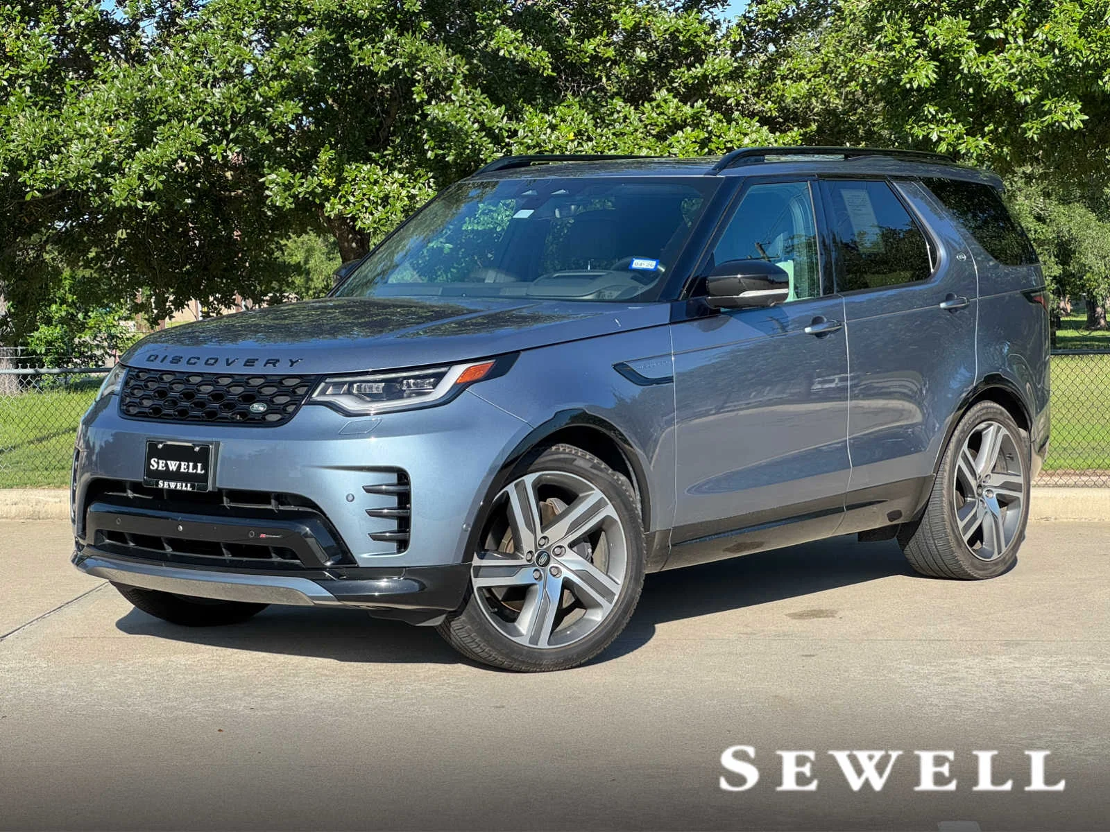 2023 Land Rover Discovery