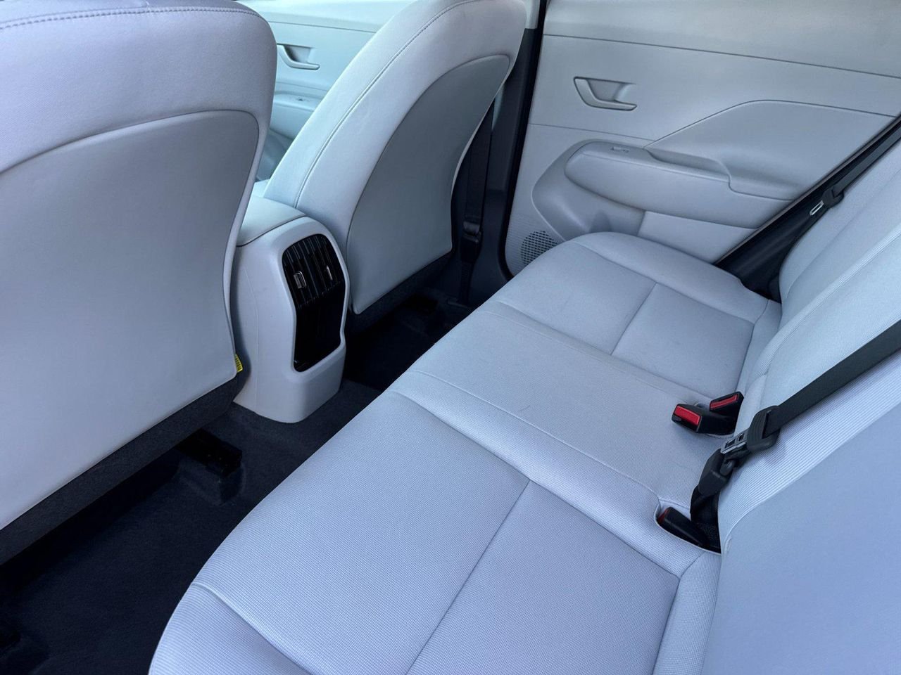 New 2026 White Hyundai SEL Sport FWD image 11