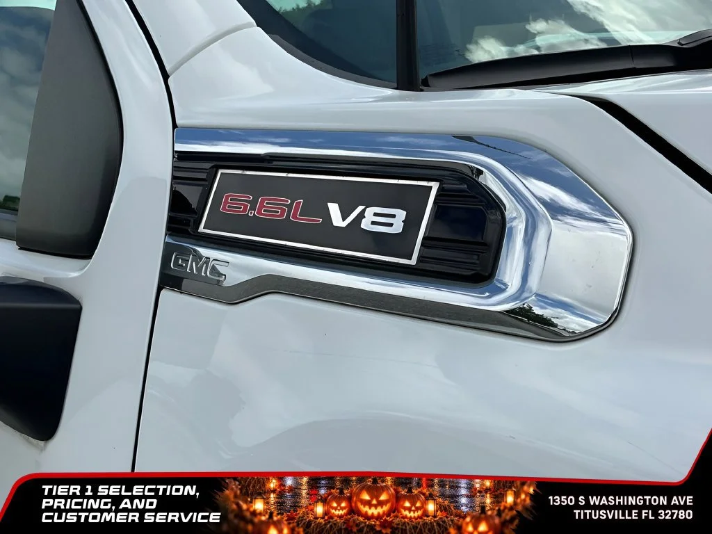 Certified Used 2021 SUMMIT WHITE GMC 2WD Regular Cab Long Bed image 10