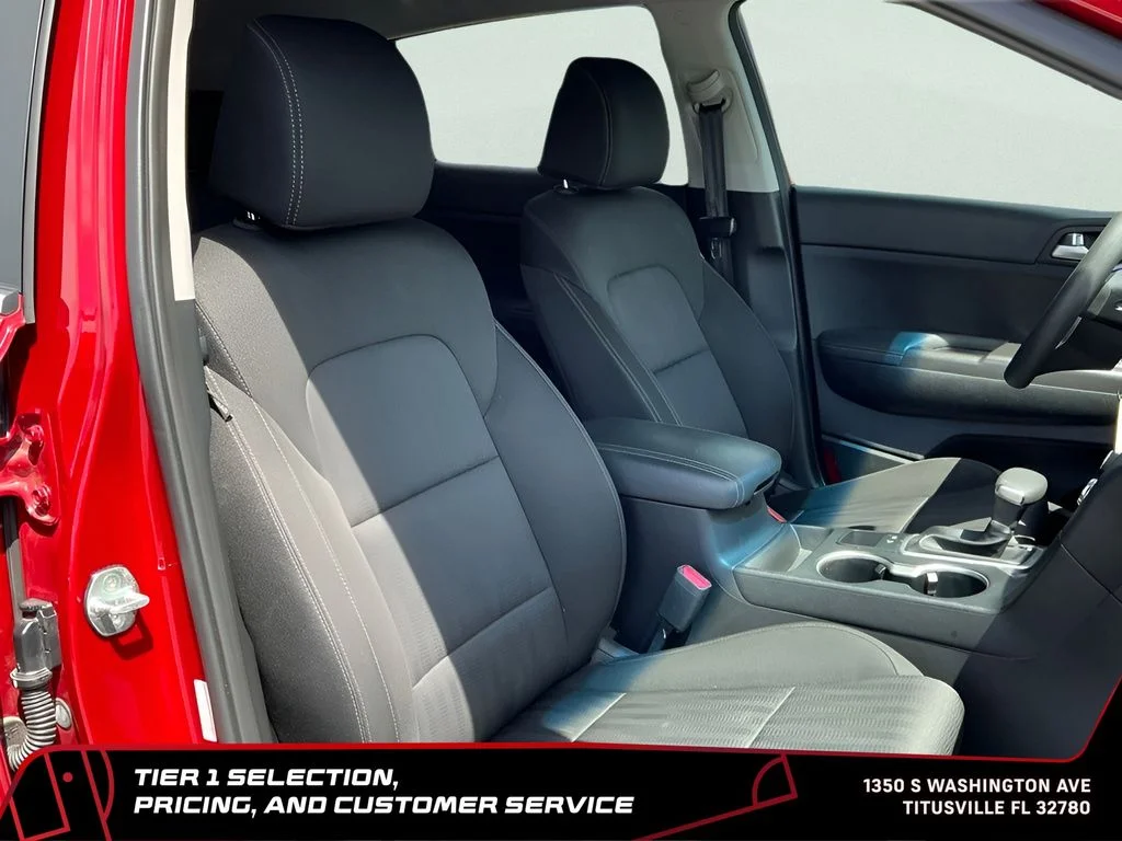 Used 2022 Red Kia LX image 24