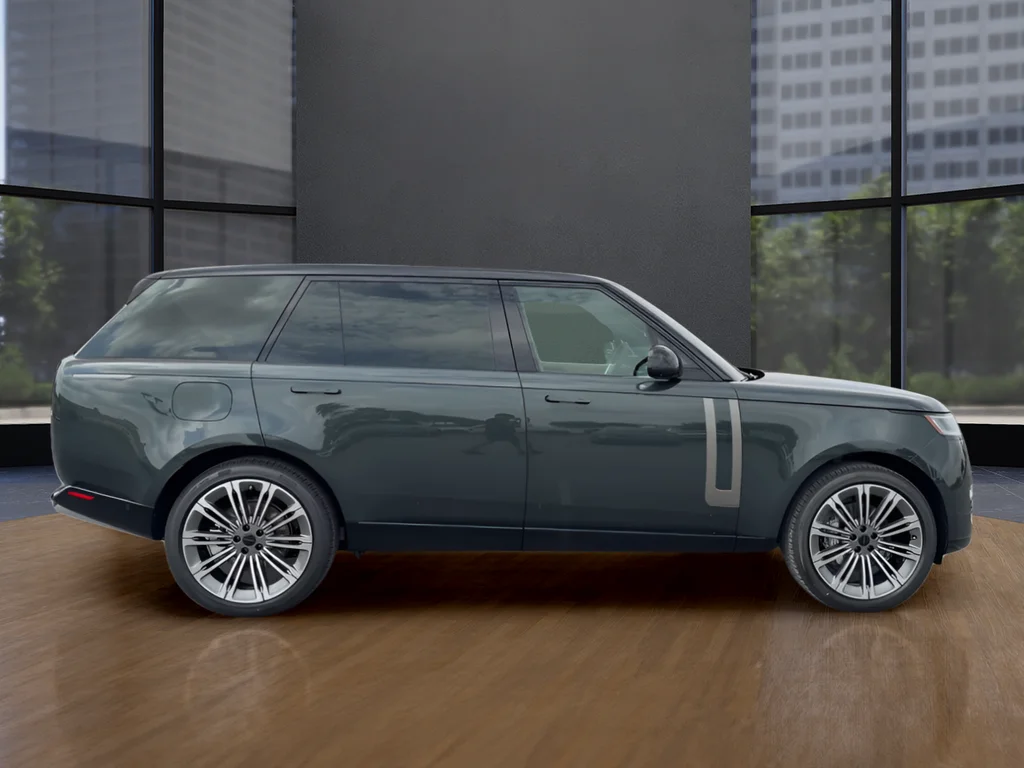 New 2026 Green Land Rover SE image 4