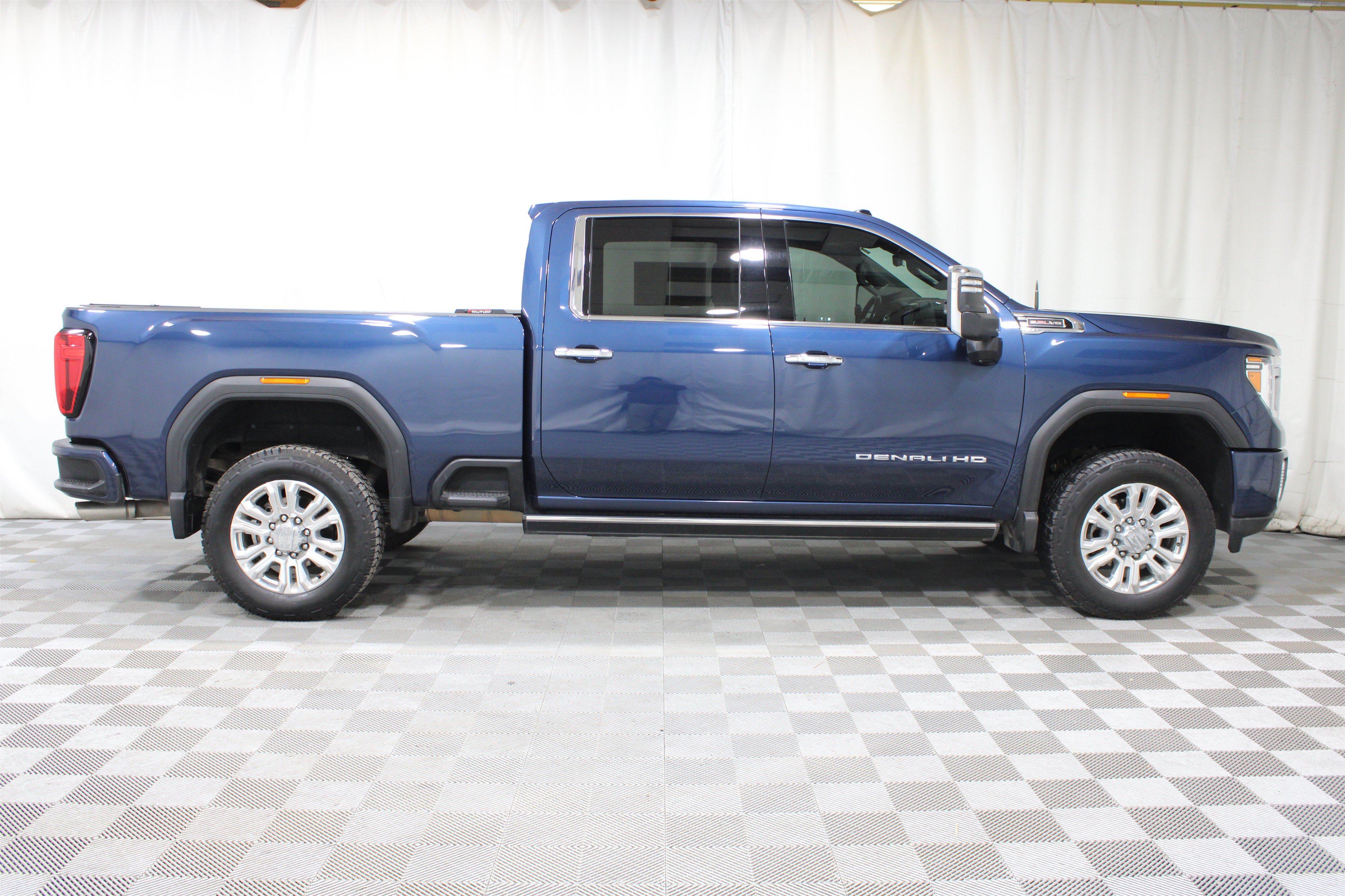 Used 2021 Pacific Blue Metallic GMC Denali image 29