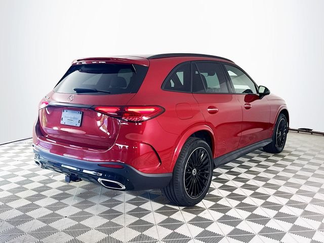 New 2026 MANUFAKTUR Patagonia Red Metallic Mercedes-Benz GLC 300 image 7
