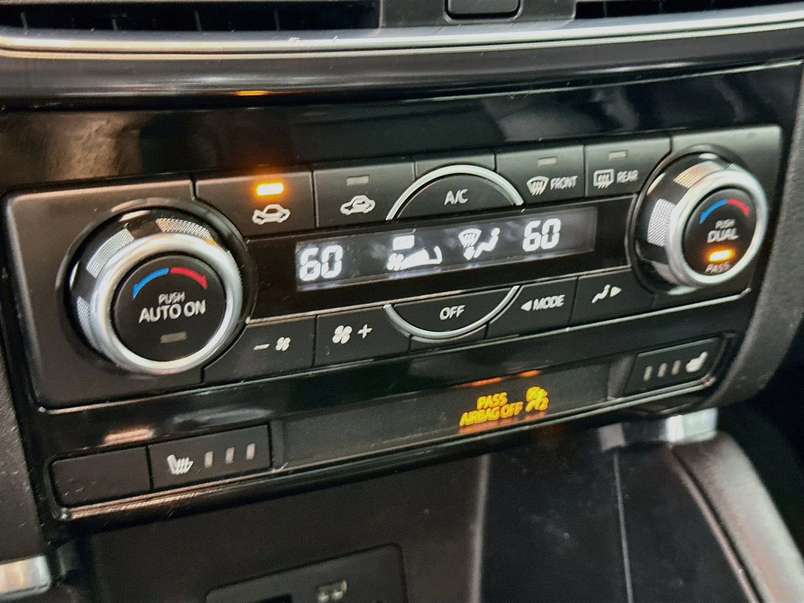 Used 2016 Blue Reflex Mica Mazda Grand Touring image 16