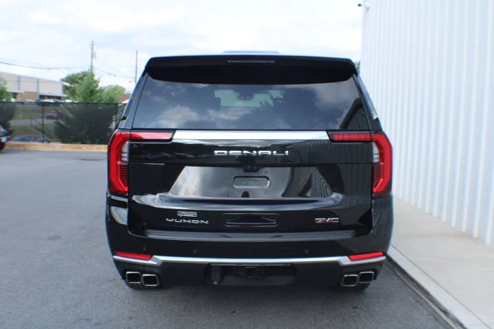 2026 GMC Yukon XL Denali - Photo 22