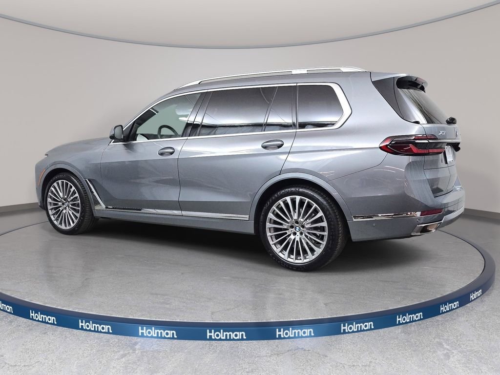 Used 2023 Skyscraper Grey Metallic BMW xDrive40i image 8