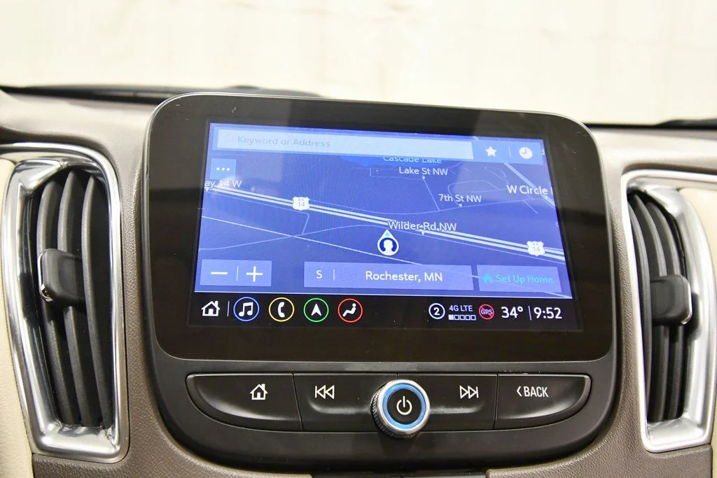 Used 2024 Blue Chevrolet LT image 24