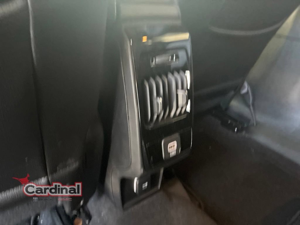 Used 2024 Gray Jeep Latitude Lux image 13