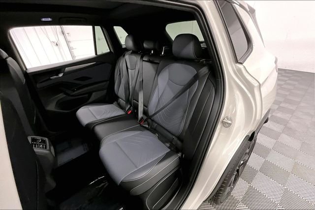 2025 Volkswagen Tiguan SE R-LINE BLACK - Photo 25