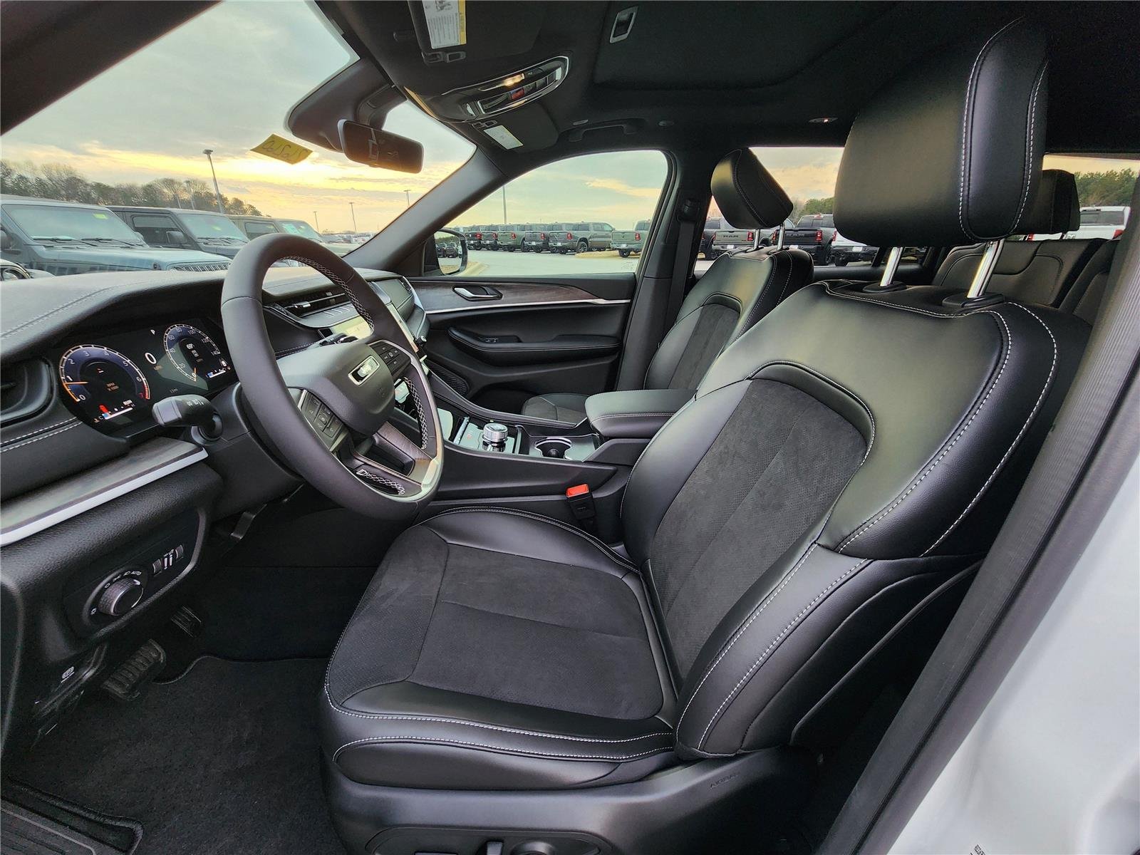 New 2026 Bright White Clearcoat Jeep Laredo Altitude image 15