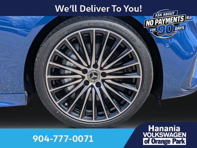 Used 2023  Mercedes-Benz C 300 image 11