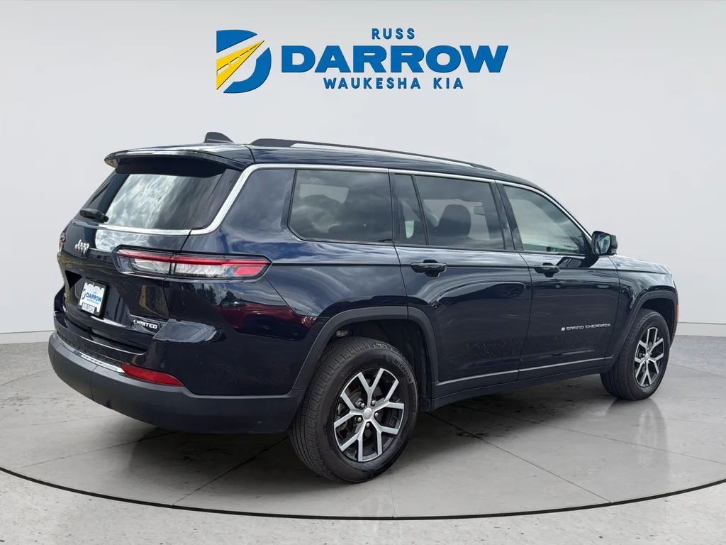 Used 2023 Black Jeep Limited image 5