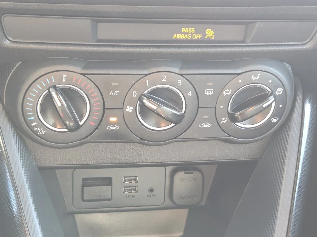 Used 2016 Blue Scion Base image 13