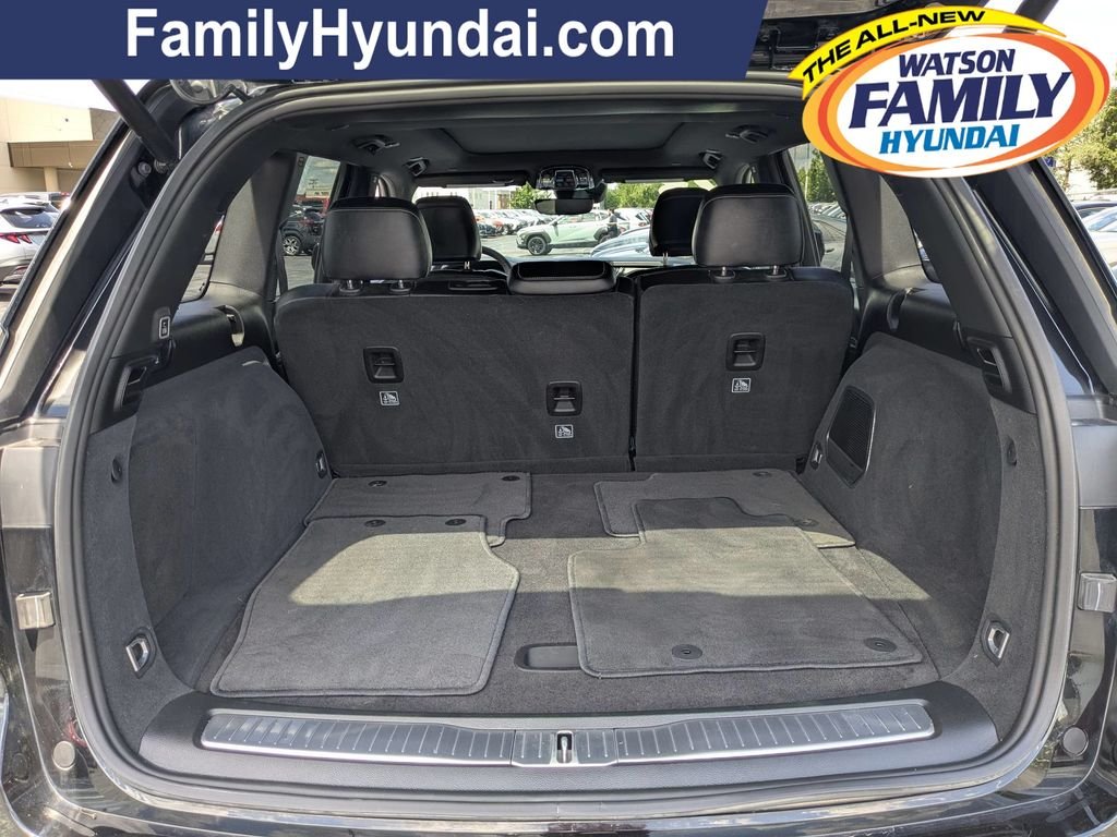 Used 2023 Black Jeep Overland 4xe image 27