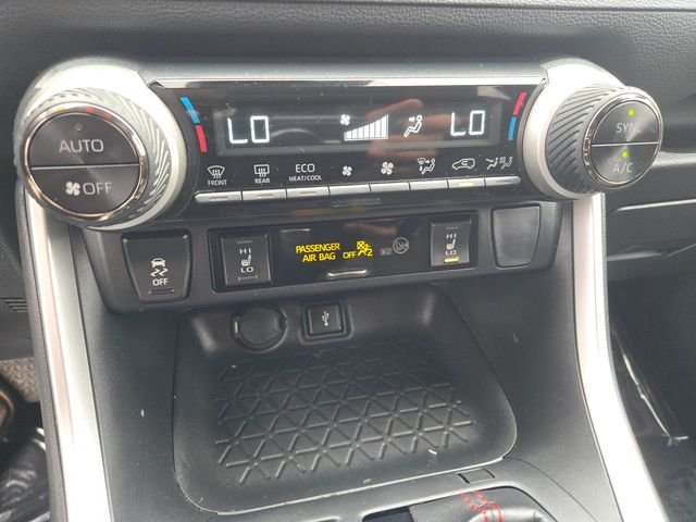 Used 2021 White Toyota SE image 15