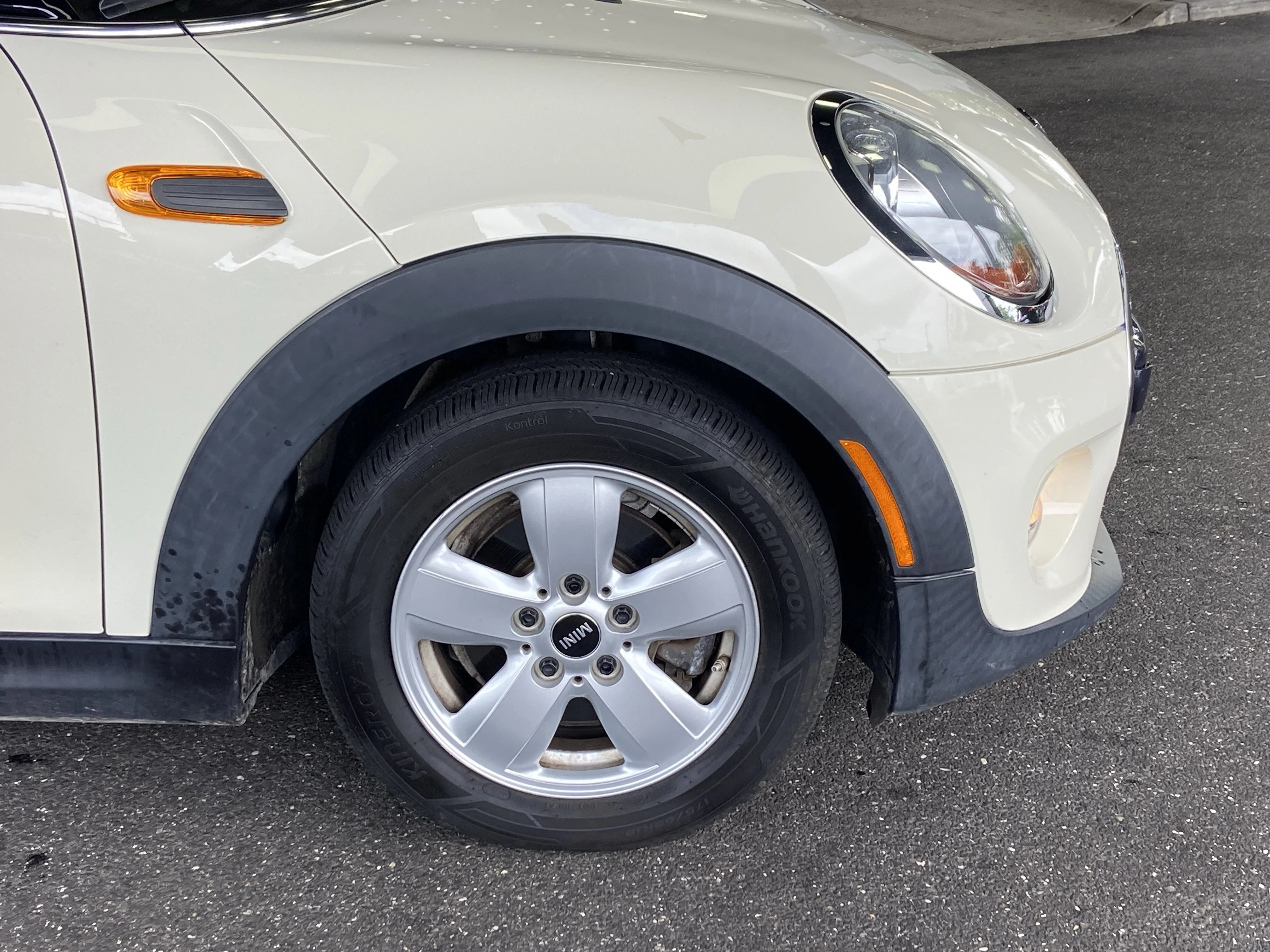 2017 MINI Cooper Base - Photo 9
