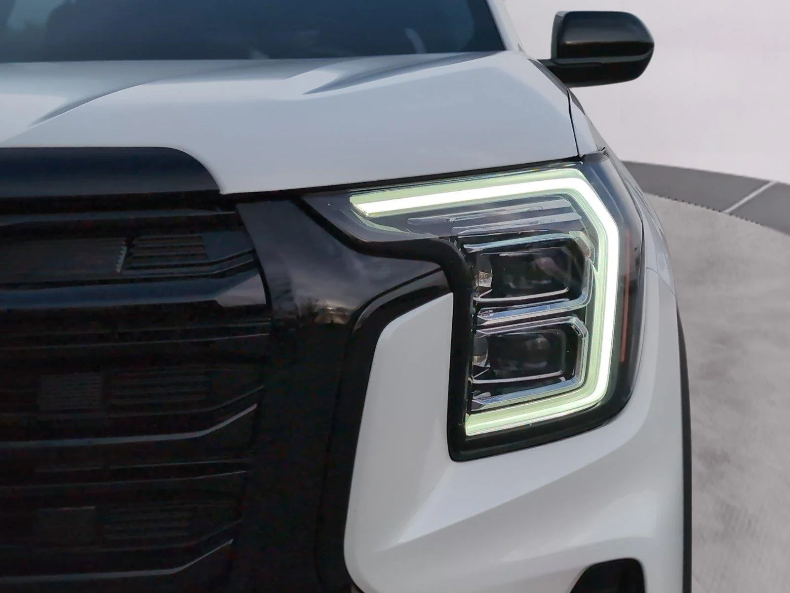 New 2026 Summit White GMC Elevation image 15