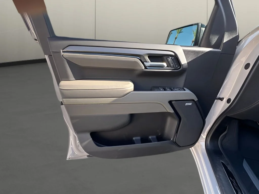 New 2026 White Sands Chevrolet ZR2 image 9