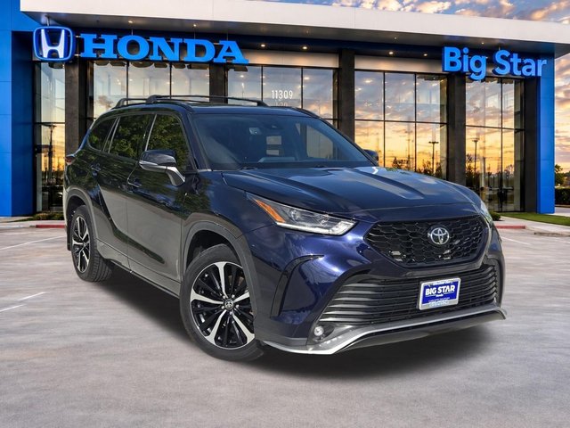 2022 Toyota Highlander XSE