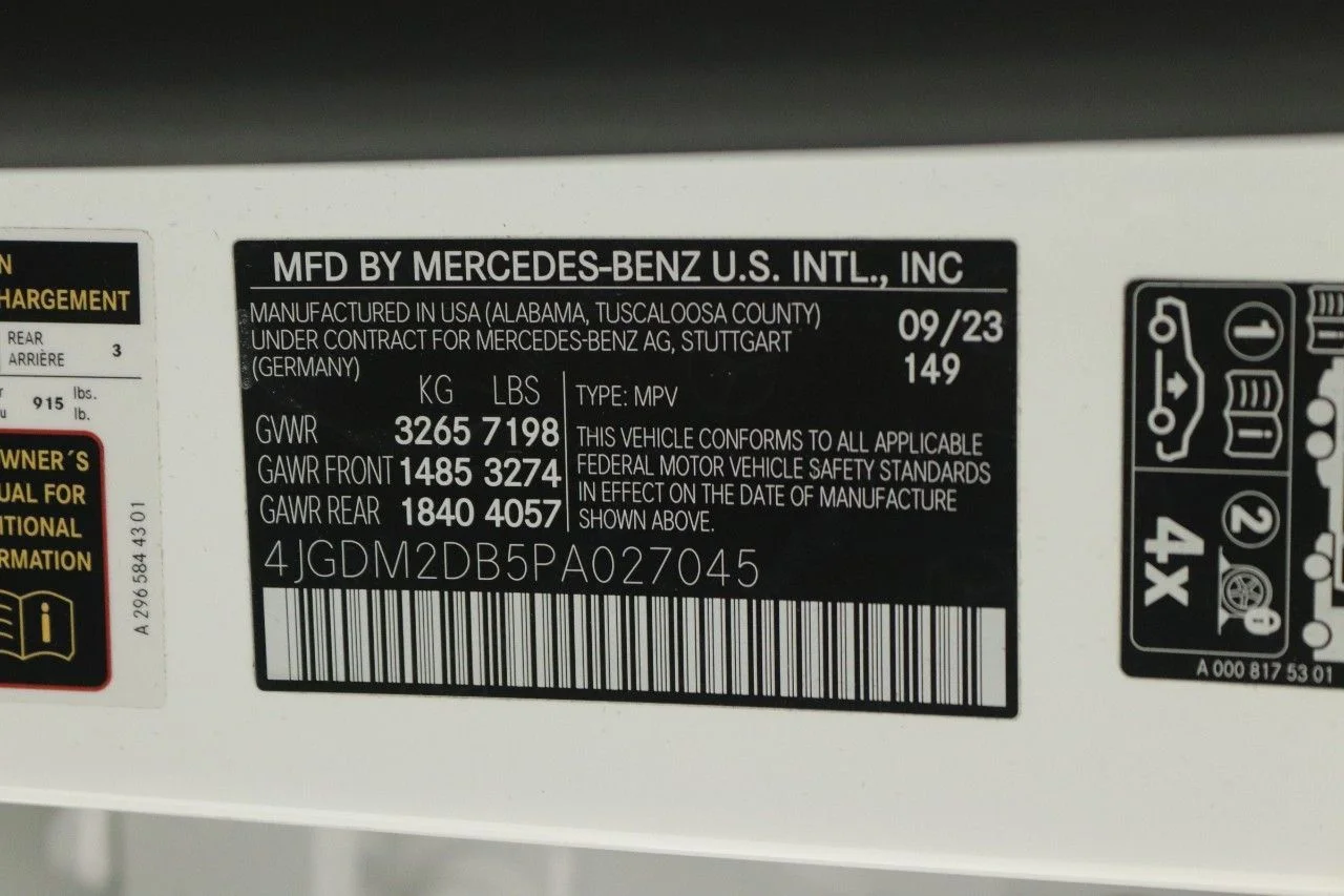 Certified Used 2023 White Mercedes-Benz 450 Premium Trim image 16