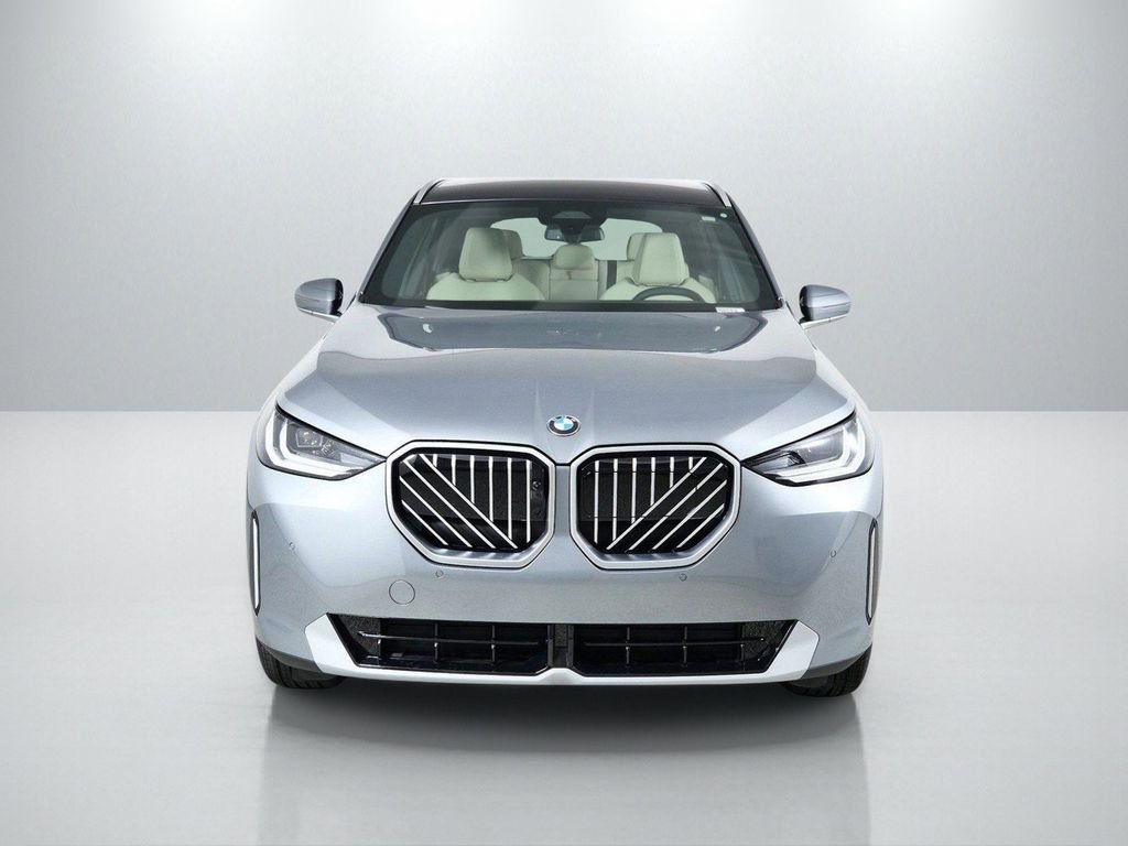 Used 2026 Skyscraper Grey Metallic BMW 30 xDrive image 3