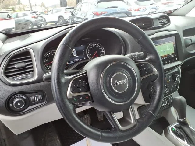 2022 Jeep Renegade Latitude - Photo 11